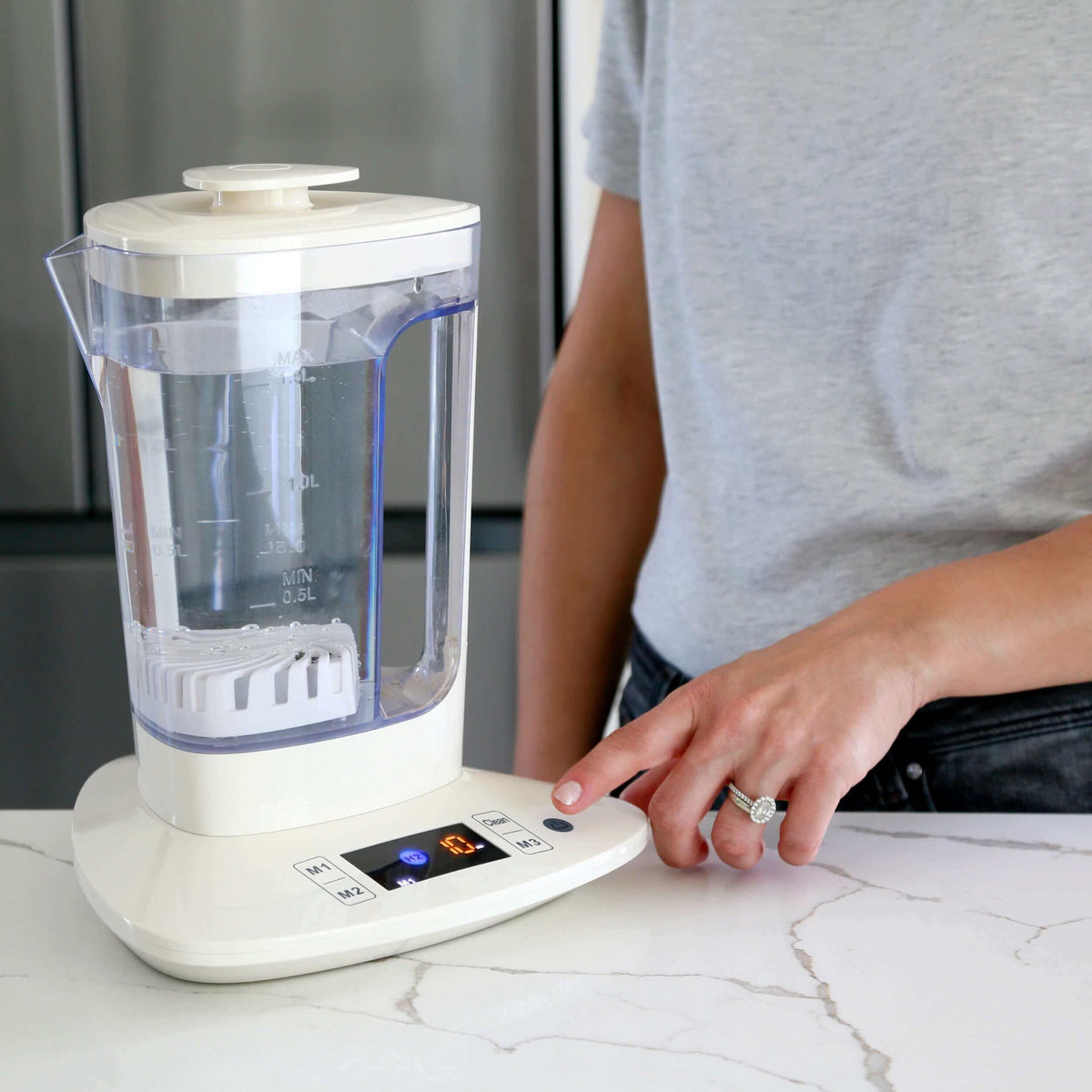 hydrogen water pitcher